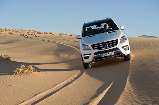 Mercedes Benz playa