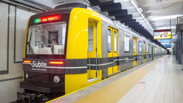 el subte a volvera a llegar a la estacion plaza de mayo