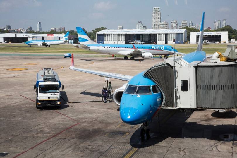 avion-aerolineas-en-aeroparque