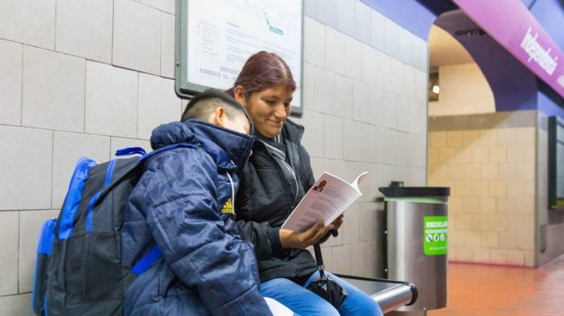 libros-en-el-subte