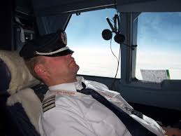 piloto-avion-dumiendo