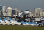 avion-LATAM-despegue-Aeroparque-foto-fernando-prieto-ferfast