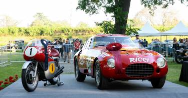 Best-of-Show-2018-Auto-Ferrari-340-375-MM-y-Moto-MV-Agusta-500-FOUR-1957-3