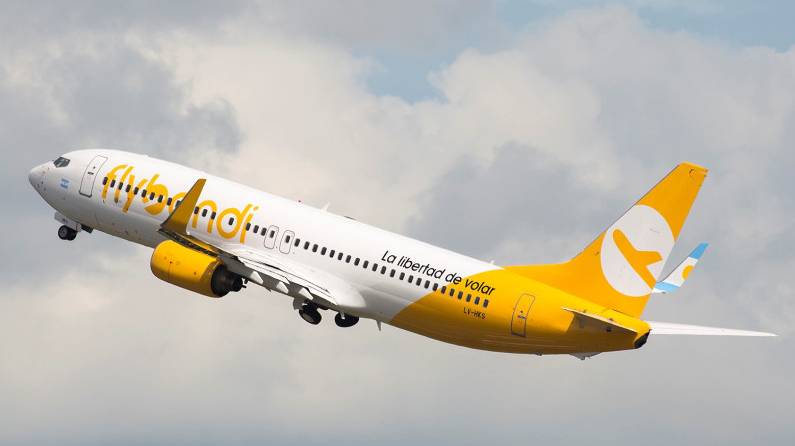 flybondi-b737-800-lv-hks