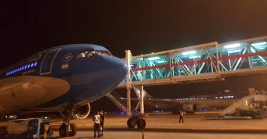 avion-aerolineas-manga-noche