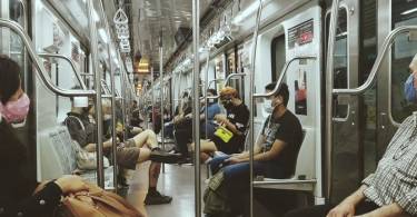 Subte-distanciamiento-social-1